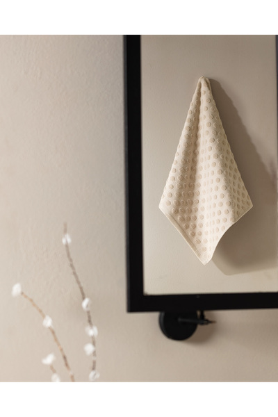 Madame Coco Бежевий 100% бавовняний рушник для обличчя