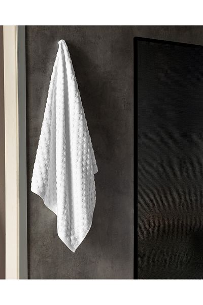 Madame Coco Puanty 100% Cotton Bath Towel - White