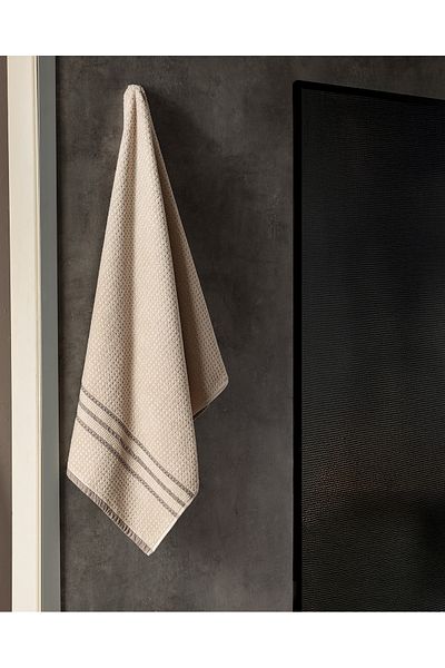 Madame Coco Alissa 100% Cotton Bath Towel - Beige