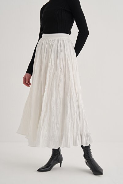 EBU Prive Fusta de damă Crush plisată din voile Ecru