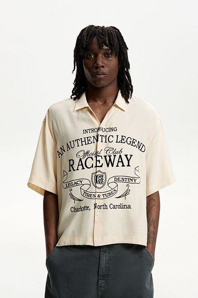 Bershka Cropped embroidered short sleeve shirt