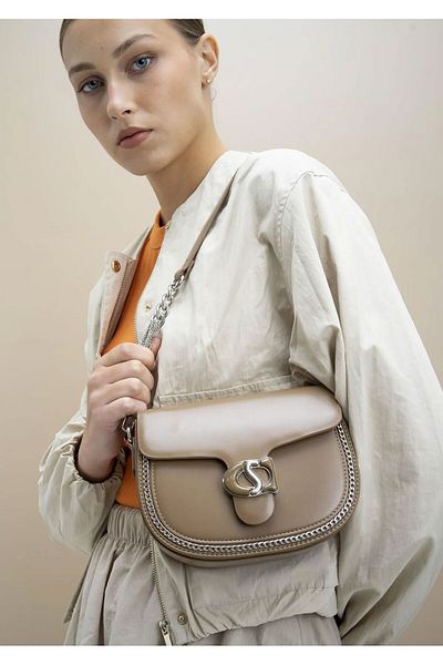 Matthew Cox Byn2250 Buckle Detailed Covered Crossbody Bag for Women