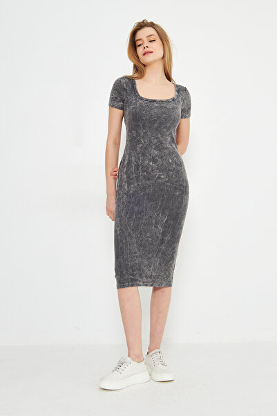 Evelora Short Sleeve, Square Collar, Knee Length Smoked Washed Camisole Fabric Women's Dress