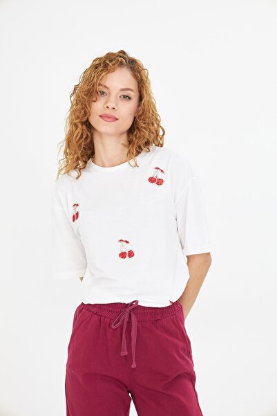 TIFFANY&TOMATO Kiraz İşlemeli Taşlı T-Shirt