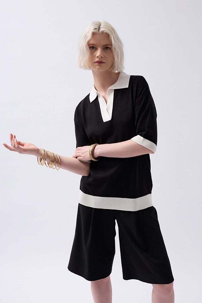 Maxi modena V-Neck Stripe Detail Black and White T-Shirt