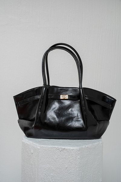 LAMİNTA Geantă de umăr pentru femei Asia Black Cataramă