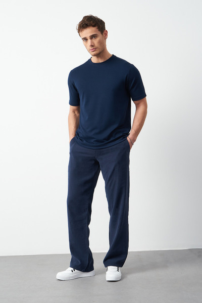 Mesfeno Μοντάλ υφασμάτινο μπλουζάκι με κανονική εφαρμογή με λαιμόκοψη