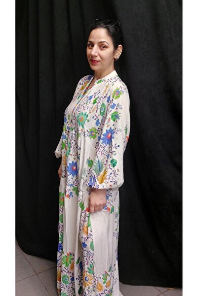 tellevolle Dress with Wide Mold Buttons