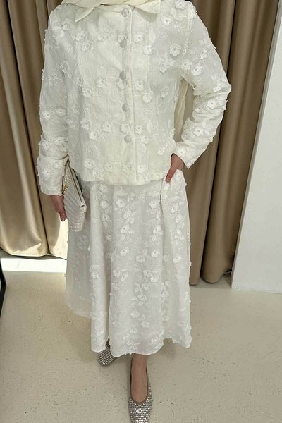 Melike Tatar White Floral Skirt Suit 32-4000