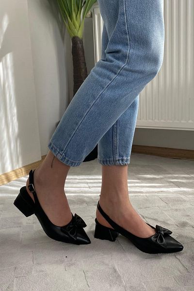 Preshley Pola piele neagră spate deschis vârf ascuțit fundă detaliu 4 cm pantofi cu toc