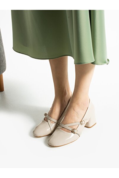 ALEMDAR AYAKKABI FRED Ženske cipele od lakirane kože sa detaljima kopče