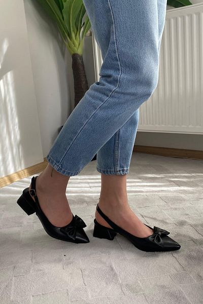 Preshley Pola piele neagră spate deschis vârf ascuțit fundă detaliu 4 cm pantofi cu toc