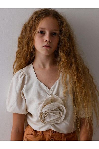 Zekids Girl's Linen Rose Detailed Blouse