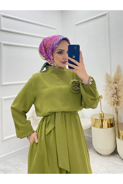 Modamorfo Stand Collar Belted Rose Jumpsuit - Oil Green