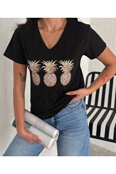 Pul işlemeli kadın kısa kol t-shirt