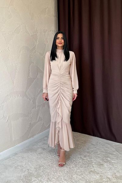 leyla sanat sanata yeni bir bakış açısı Leyla Art Art a New Perspective Beige Front Gathered Chiffon Dress
