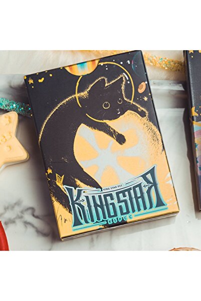 OyuncaklarÜlkesi بطاقات لعب King Star Space Cat V2 Premium Playing Cards القا...