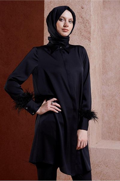 Alvina Tunic 44422 - Feather Detailed