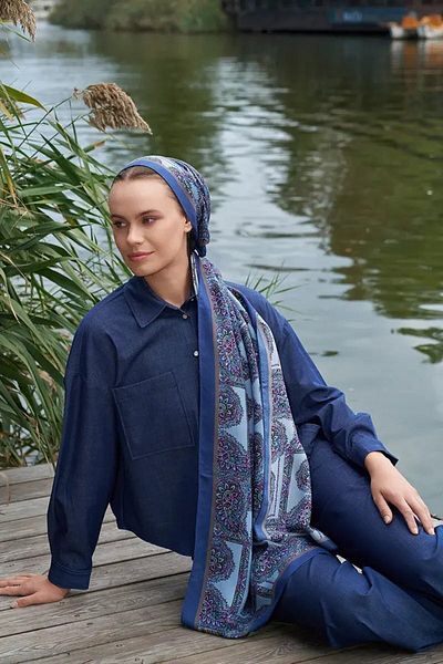 ED Scarf Colecția iconică Lema Blue
