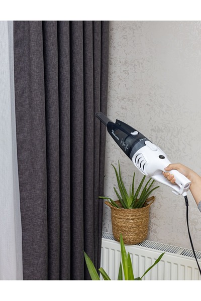 Floria ZLN8192 όρθια ηλεκτρική σκούπα λευκού χρώματος, 2 σε 1, χωρίς σακούλα, 800W, καλώδιο 4,2 μ.