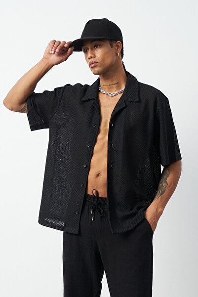 Mesfeno Мъжка риза с голям кубински яка и пчелна пита