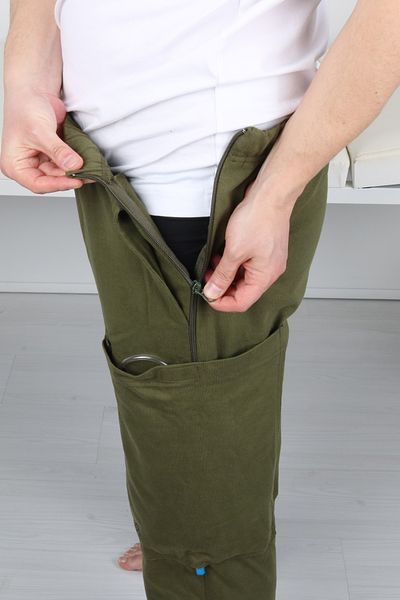 CURE4U Cure Adaptive Khaki Patient Care and Treatment Pants (Size m - Bed)