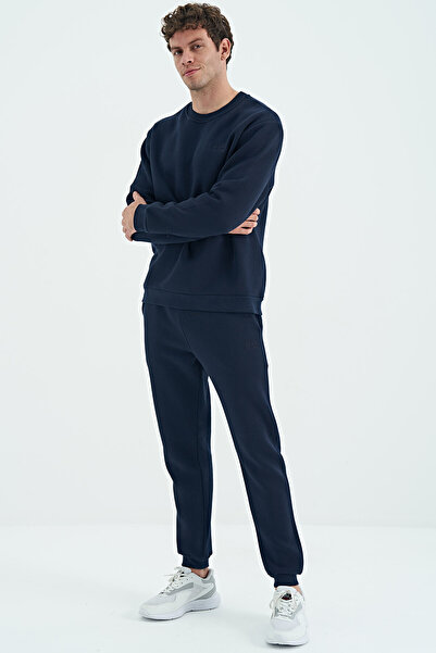 AIR JONES بدلة رياضية مبطنة للرجال من Sean Indigo - 84928