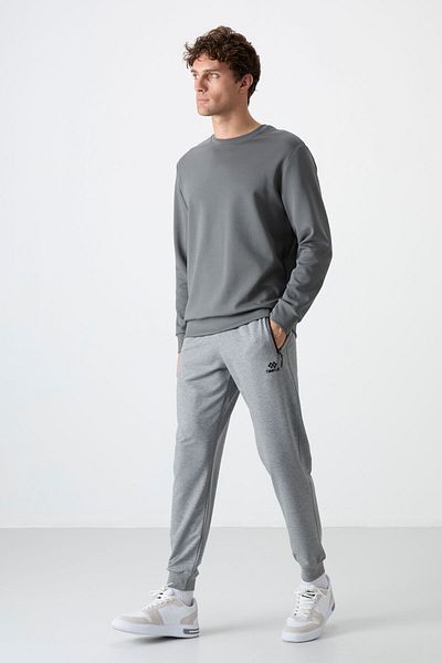 TOMMY LIFE MEn's JoggEr SwEatpants - Gray MElangE, ZippEr PockEt, Standard Fit - 84587