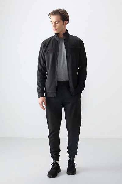 AIR JONES Μαύρη επιφάνεια με υφή Standard Fit Κεντημένη ανδρική αθλητική φόρμα - 85248