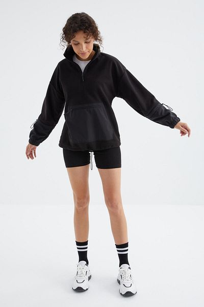 TOMMY LIFE Oversize Black Fleece Sweatshirt - Hem Pleated, Half Zipper - 97238