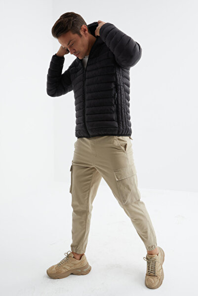 TOMMY LIFE Pánská černá bunda Puffer – na zip, odolná proti chladu, standardní střih – 88167