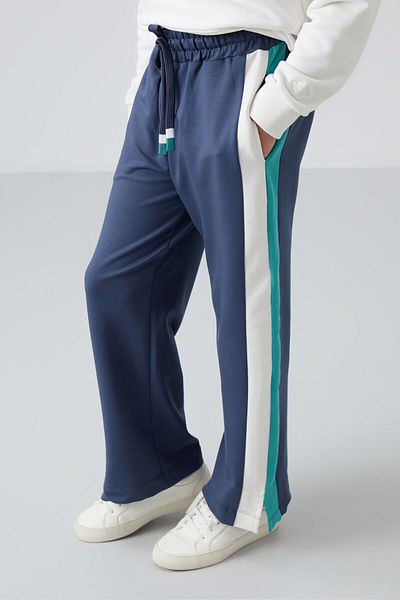 TOMMY LIFE Pantaloni de trening pentru fete cu buzunare cu fante de culoare benzină - 75141