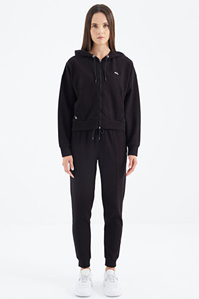 TOMMY LIFE Oversize Μαύρη κουκούλα γυναικεία αθλητική φόρμα - με φερμουάρ και λεπτομέρεια τσέπης - 95322