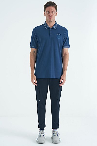 TOMMY LIFE Ανδρικό μπλουζάκι με κέντημα με κείμενο Indigo με λεπτομέρεια Standard Fit Polo Collar - 88239
