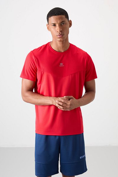 TOMMY LIFE Red Breathable Textured Thin Flexible Standard Fit Men's Performance T-Shirt - 88391