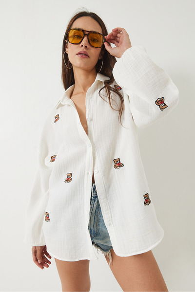 Bianco Lucci Women's Teddy Embroidered Oversize Cotton Shirt with Elastic Sleeves 2060 60283011