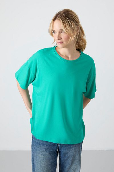 TOMMY LIFE Sea Green Oversize χτενισμένο βαμβακερό γυναικείο μπλουζάκι - Soft Buttoned Basic Model - 97285