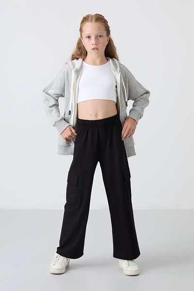 TOMMY LIFE Pantaloni de trening negri pentru fete cu picior lat și cusătură în față - cu buzunare cargo - 75143