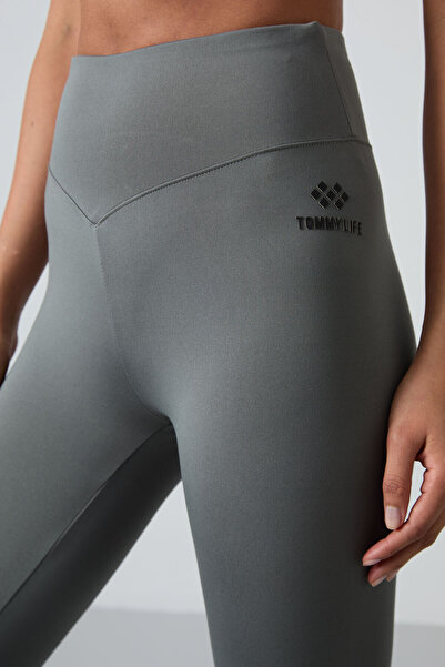 TOMMY LIFE Khaki Stretchy Standard Fit Performance női leggings öltöny - 95331