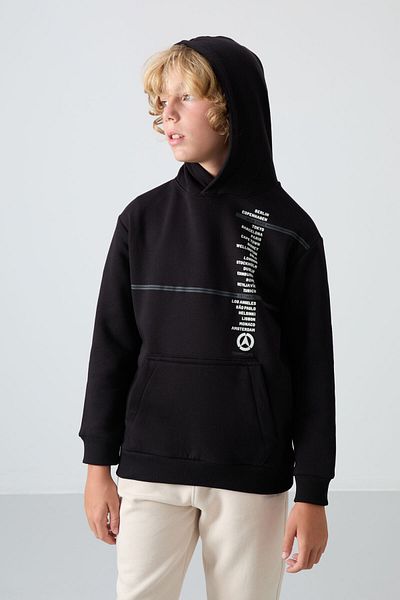 TOMMY LIFE Boy's Printed Black Cotton Sweatshirt - Thick Feather Inside, Soft Texture - 11239
