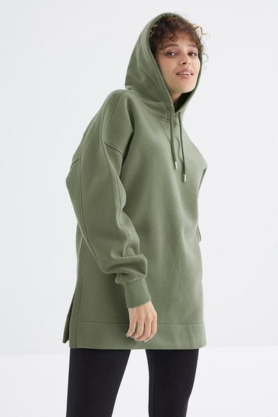 TOMMY LIFE Суитшърт с големи размери и качулка Reglan Sleeve - Çağla 97242