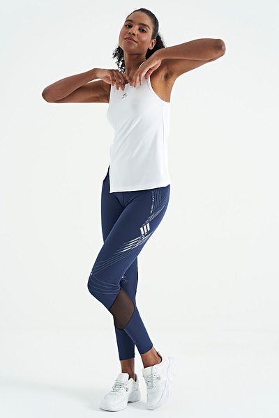 TOMMY LIFE O-Neck White Slit Women's Sports Undershirt - Zero Sleeve, Standard Fit - 97256