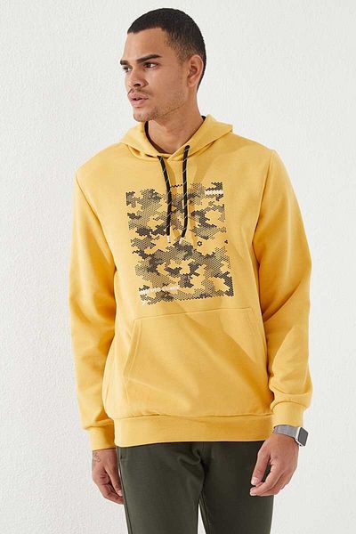 TOMMY LIFE Ανδρικό φούτερ με κουκούλα με τυπική εφαρμογή με μοτίβο μουστάρδας - 87884