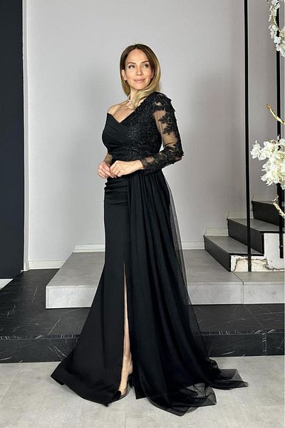gesmoda G1341 Μαύρο Φόρεμα - Maxi Design με λεπτομέρεια δαντέλας