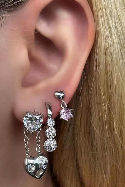 CAŞ DEKORASYON Silver Color Heart Figured Stone 3-Piece Earring Set