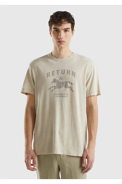United Colors of Benetton Beige Linen Blended Men's T-shirt - Crew Neck, Plain Fit
