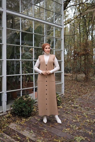 Nissra Camel Long Vest with Buttons and Pockets Nsr18201