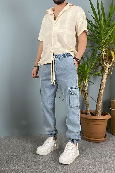 Alışveriş Sokağı Τζιν παντελόνι Relaxed Fit με τσέπη Cargo