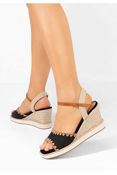 B T Shoes Sandale cu platforma Myrta negre