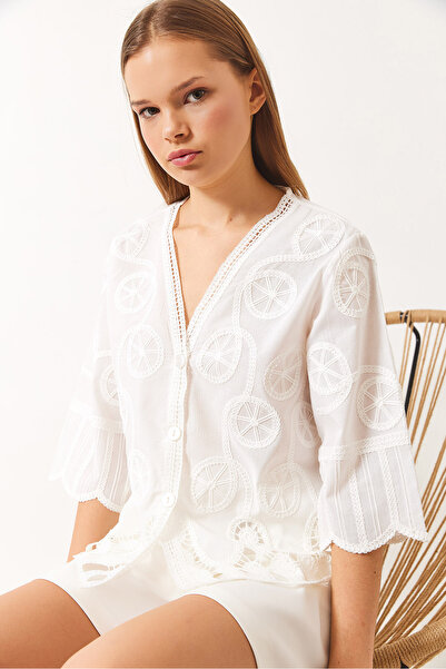 Bianco Lucci Дамска риза с V-образно деколте и ръкави с камбанка, бродирана, 60261394